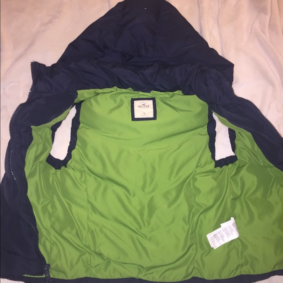 Navy Hollister Vest - Picture 2 of 3